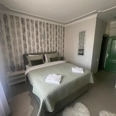 Hotel Garni Bella 3*